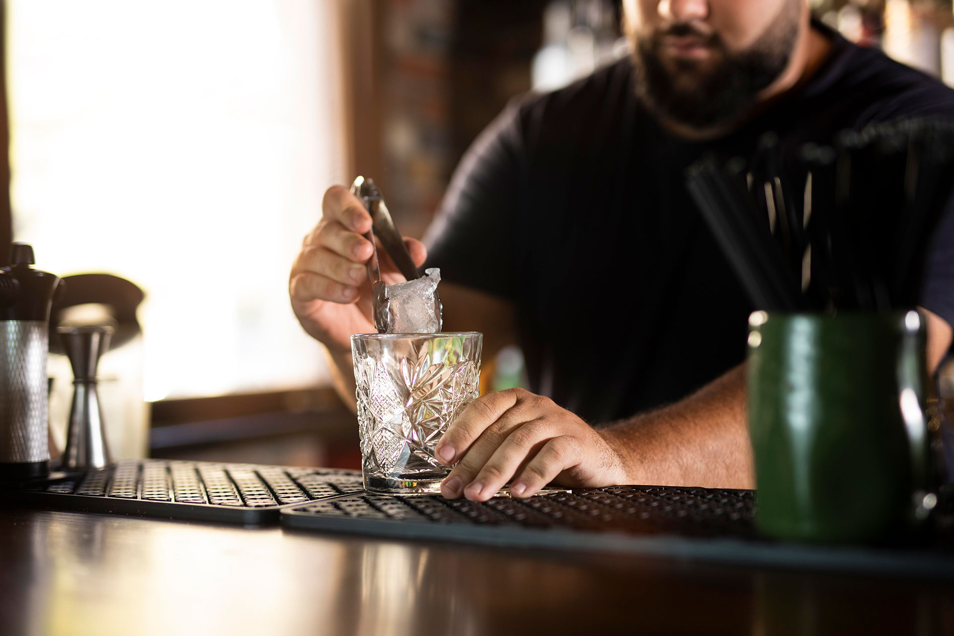 Banner Barman